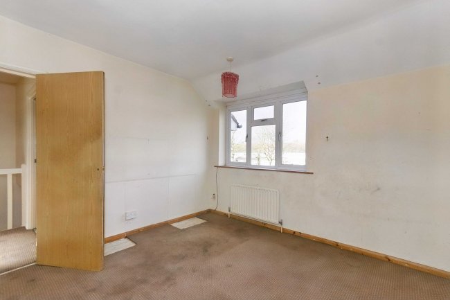 150 Vandyke Road, Leighton Buzzard, Bedfordshire, LU7 3HS 6