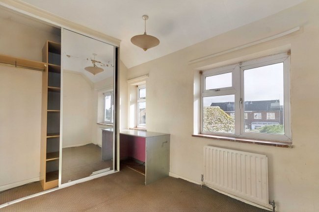 150 Vandyke Road, Leighton Buzzard, Bedfordshire, LU7 3HS 6