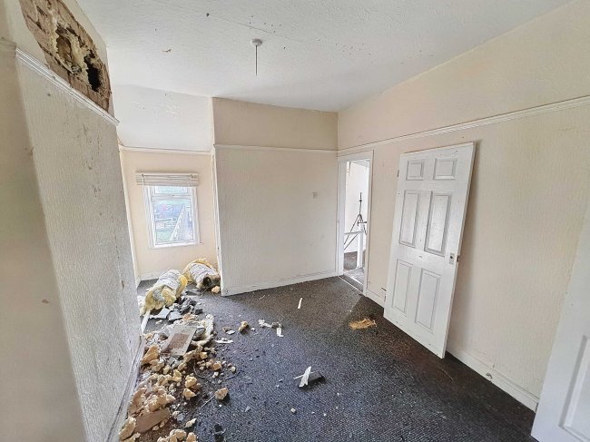 38 South View, Wheatley Hill, Durham, DH6 3LL 4