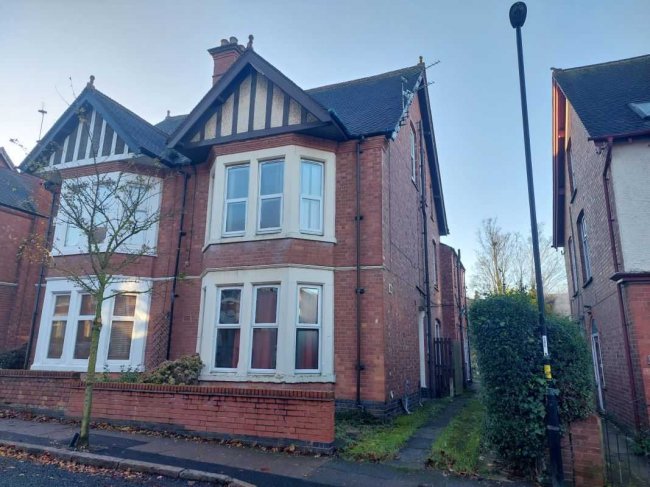 11 Spencer Avenue, Earlsdon, Coventry, West Midlands, CV5 6NQ 2