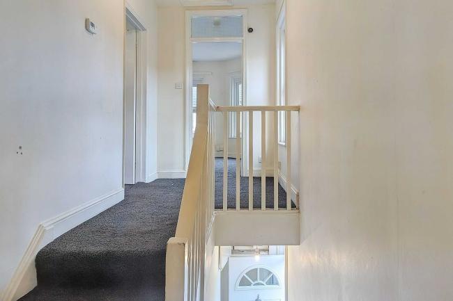 28B Swete Street, Plaistow, London, E13 0BS 4