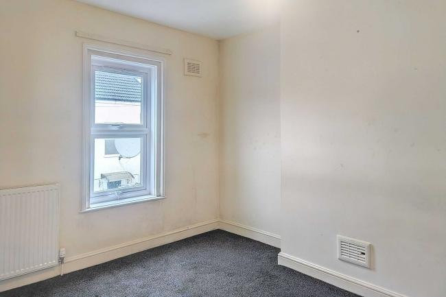 28B Swete Street, Plaistow, London, E13 0BS 4