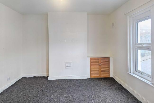 28B Swete Street, Plaistow, London, E13 0BS 4