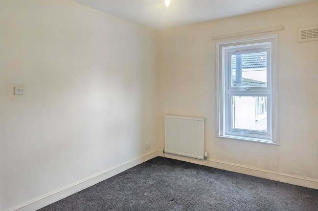 28B Swete Street, Plaistow, London, E13 0BS 4