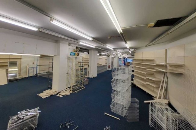 45 High Street, Ilfracombe, Devon, EX34 9QB 8