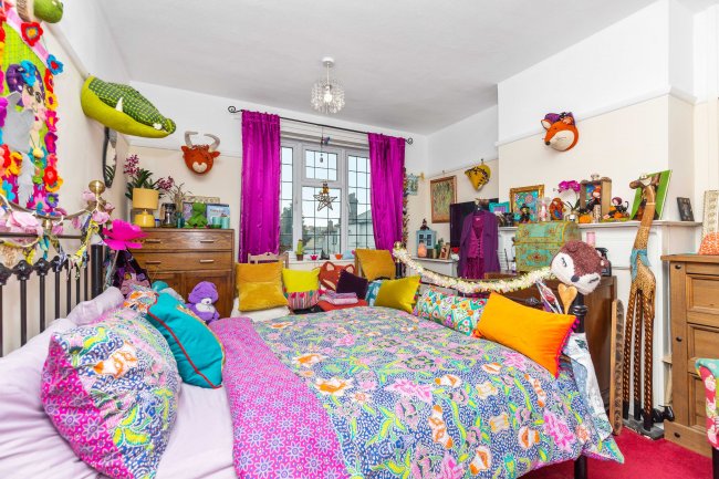 44 Alexandra Road, Farnborough, GU14 6DA 6