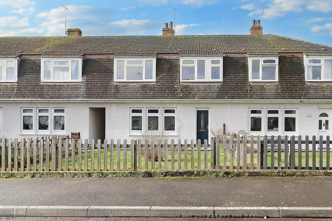 3 Court Farm Close, Netheravon, Salisbury, SP4 9QX 10