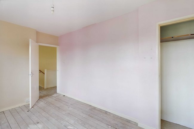 3 Court Farm Close, Netheravon, Salisbury, SP4 9QX 10