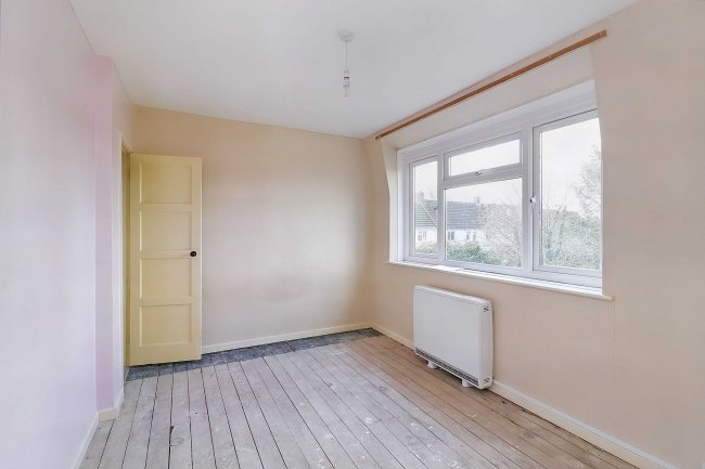 3 Court Farm Close, Netheravon, Salisbury, SP4 9QX 10