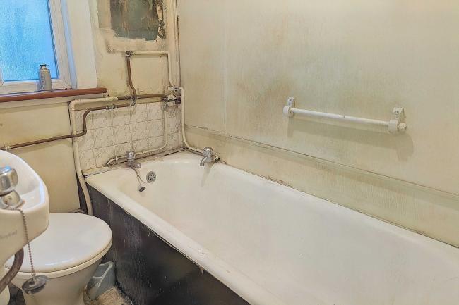 253 Sydenham Road, Croydon, CR0 2ET 10