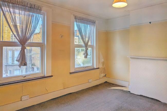 253 Sydenham Road, Croydon, CR0 2ET 10