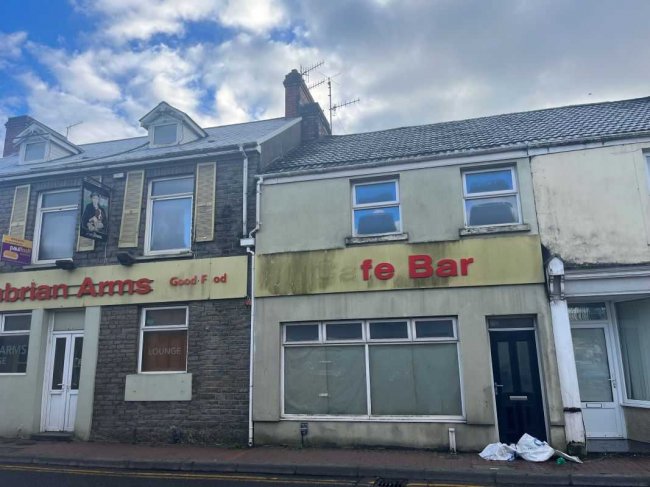 51 Briton Ferry Road, Neath, SA11 1AR 4