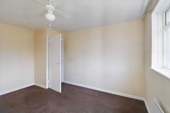 12 De Lisle Close, Hilsea, Portsmouth, PO2 0UZ 4