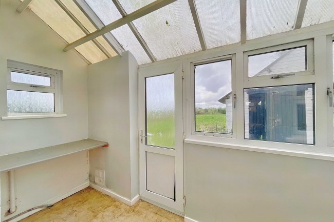 8 Yeovil Road, Tintinhull, Yeovil, Somerset, BA22 8QL 10