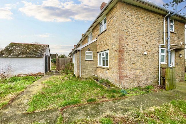 8 Yeovil Road, Tintinhull, Yeovil, Somerset, BA22 8QL 10