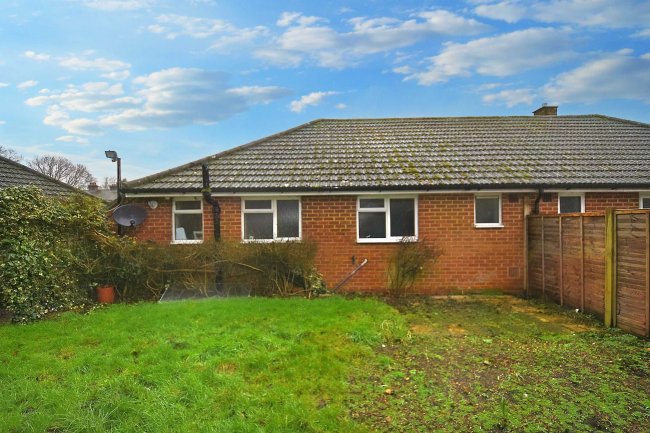 22 Beech Lane, Grayshott, Hindhead, GU26 6LT 10