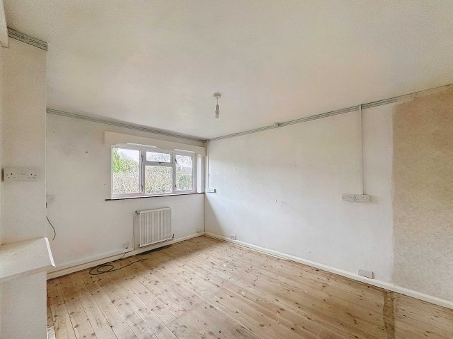 22 Beech Lane, Grayshott, Hindhead, GU26 6LT 10