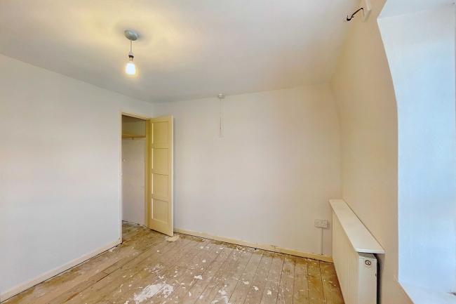 18 West Street, Templecombe, Somerset, BA8 0LG 6