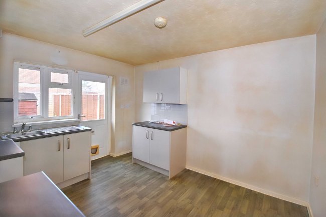 35 Coniston Road, Bordon, GU35 0NP 1