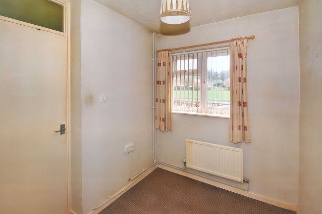 35 Coniston Road, Bordon, GU35 0NP 1