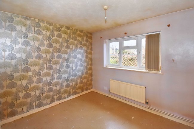 35 Coniston Road, Bordon, GU35 0NP 1