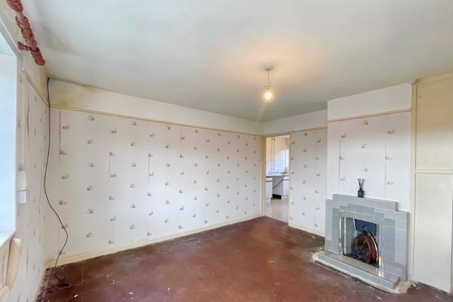 7 Greenhill Road, Yeovil, Somerset, BA21 5NA 6