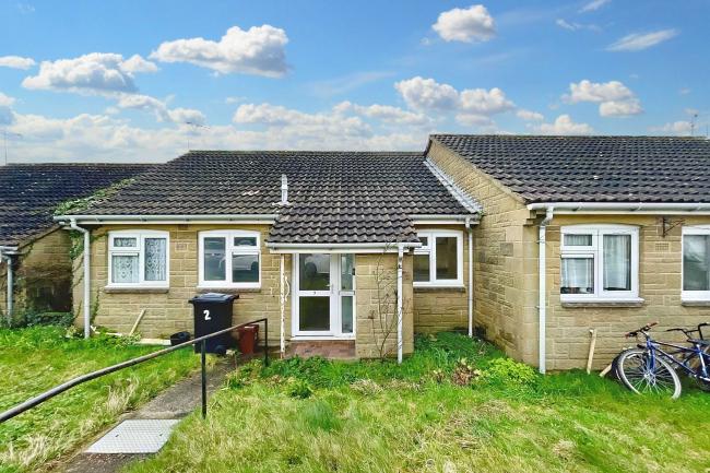 2 Eastfield Close, Martock, Somerset, TA12 6NJ 7