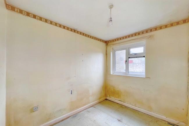 2 Eastfield Close, Martock, Somerset, TA12 6NJ 7