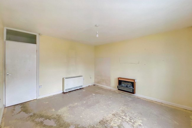 2 Eastfield Close, Martock, Somerset, TA12 6NJ 7