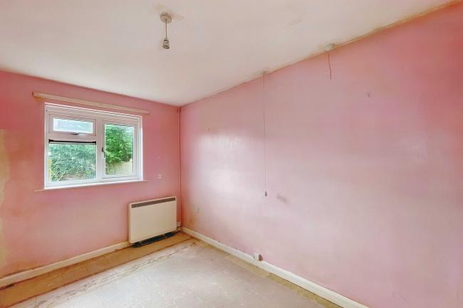 2 Eastfield Close, Martock, Somerset, TA12 6NJ 7