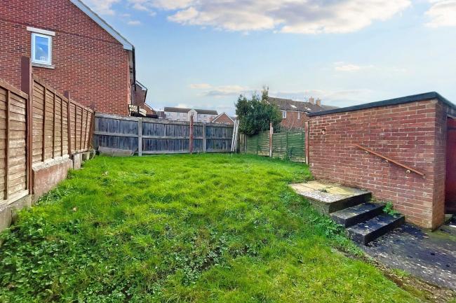 11 Greenhill Road, Yeovil, Somerset, BA21 5NB 7