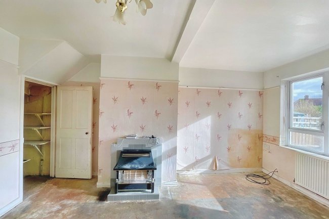 51 Newclose Terrace, Stoke Sub Hamdon, Somerset, TA14 6QH 8