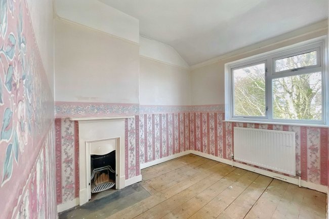 51 Newclose Terrace, Stoke Sub Hamdon, Somerset, TA14 6QH 8