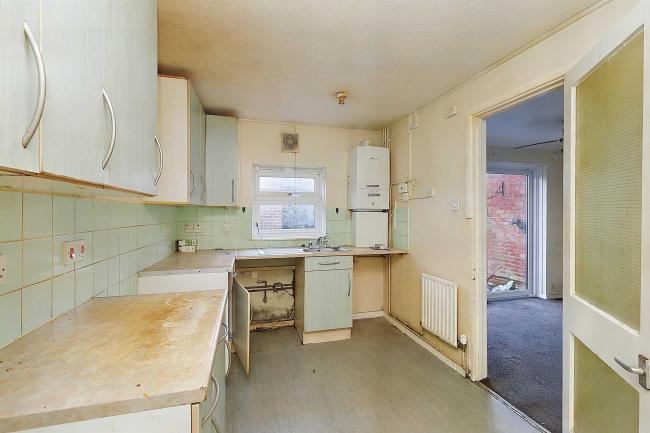 35 St Barbara Way, Hilsea, Portsmouth, PO2 0UT 5