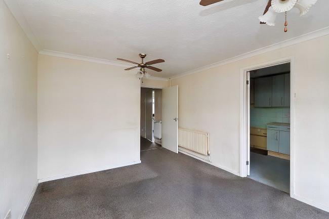 35 St Barbara Way, Hilsea, Portsmouth, PO2 0UT 5