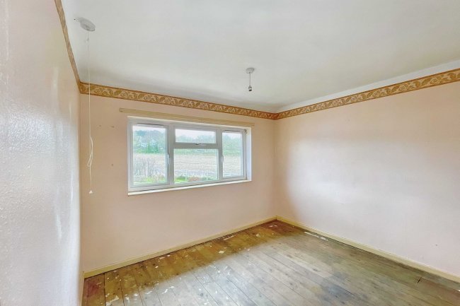 10 Poplars Close, Yeovil Marsh, Yeovil, Somerset BA21 3QW 7