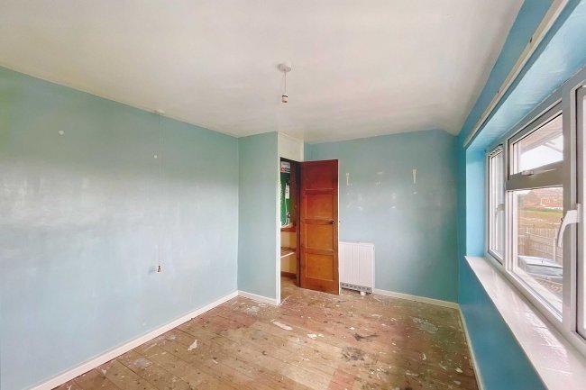 10 Poplars Close, Yeovil Marsh, Yeovil, Somerset BA21 3QW 7