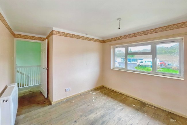 10 Poplars Close, Yeovil Marsh, Yeovil, Somerset BA21 3QW 7