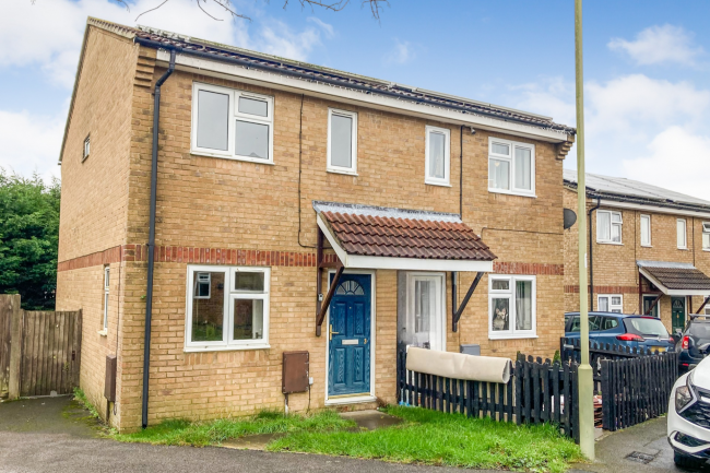 3 Bevis Close, Southampton, Hampshire, SO45 1RG 4