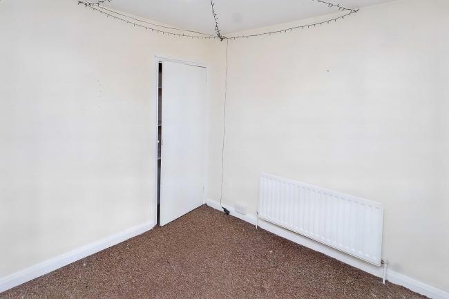 64 Constitution Road, Chatham, Kent, ME5 7DW 2