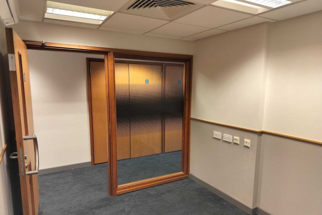 404 Bitterne Road Precinct, Southampton, SO18 1DD 1