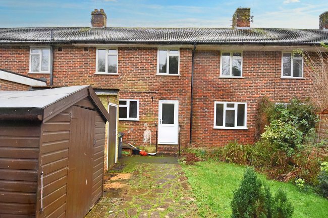 31 Vinson Road, Liss, GU33 7NE 7