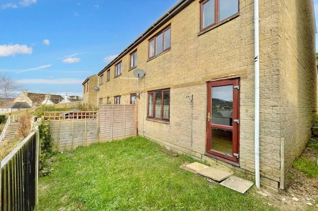 4 Ile Court, Ilminster, Somerset, TA19 0DE 8