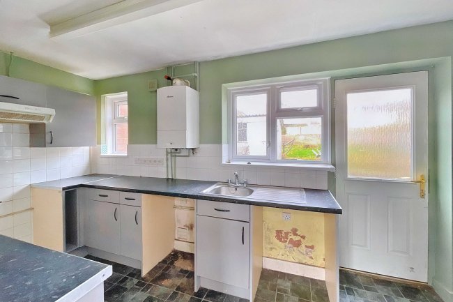 123 Marl Close, Yeovil, Somerset, BA21 3NF 1