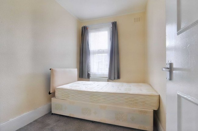 Top Floor Flat, 32 Fordingley Road, Maida Vale, London, W9 3HF 8