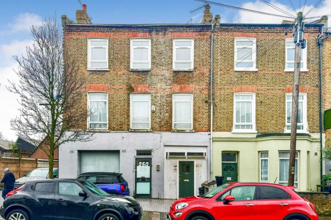 Second Floor Flat,  250 Kilburn Lane, Maida Vale, London, W10 4BA 9