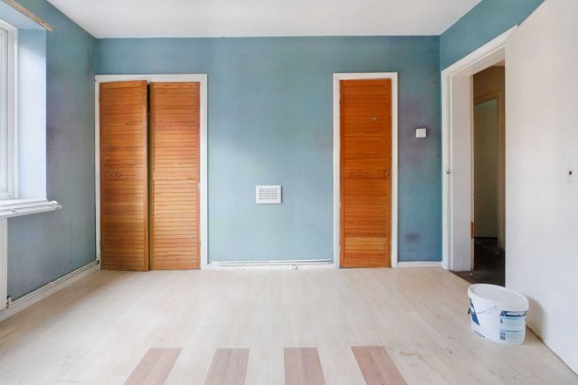 56 Grove Avenue, Pinner, Middlesex, HA5 5NU 8