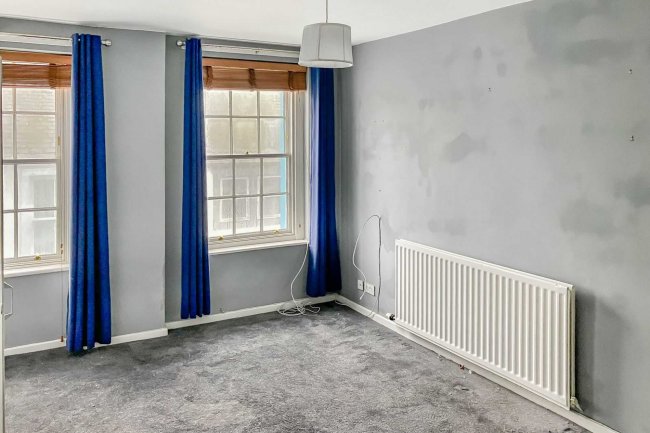 42 Queen Street, Whitehaven, Cumbria, CA28 7QD 53