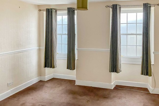 42 Queen Street, Whitehaven, Cumbria, CA28 7QD 53