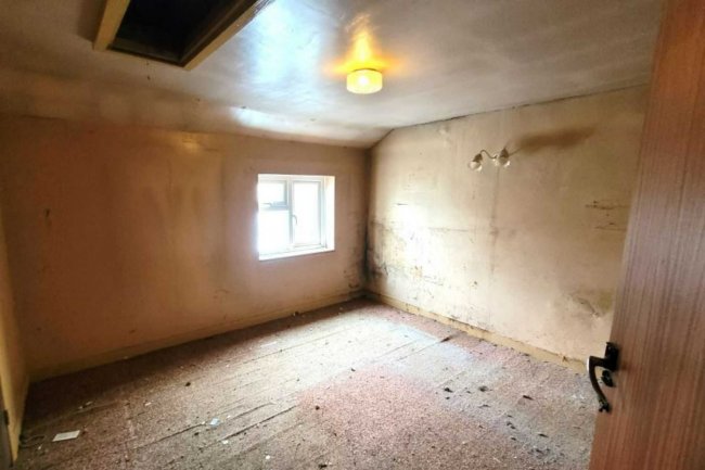 37 Chapel Hill, Reading, RG31 5BT 2